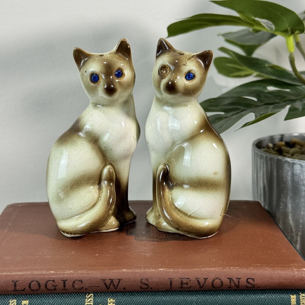 Vintage Siamese Cat Salt & Pepper Shakers Set Ceramic Blue Eyes Japan